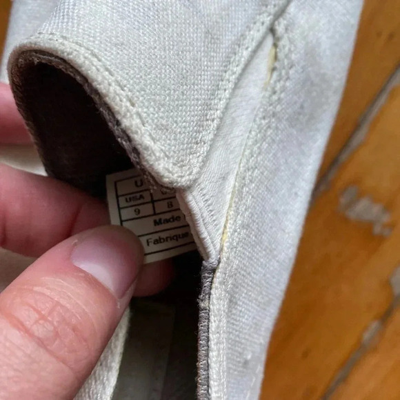 Ugg canvas men slip on shoes - Picture 7 of 8